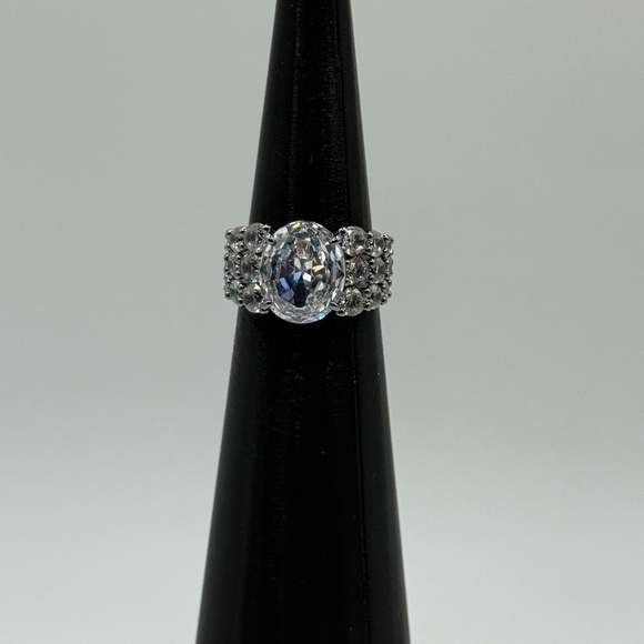 Cocktail Anyone? Beautiful Diamond CZ Ring- Size 9 - Picture 1 of 4
